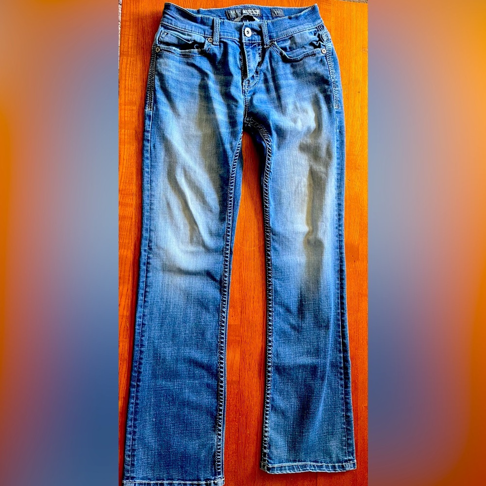 Buckle Aiden bootleg male jeans. Size 29 L